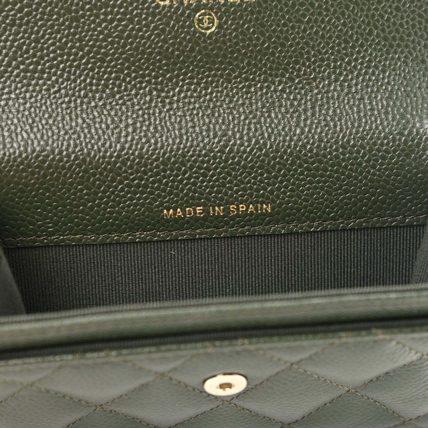 Caviar Quilted Chain CC Flap Card Holder Khaki