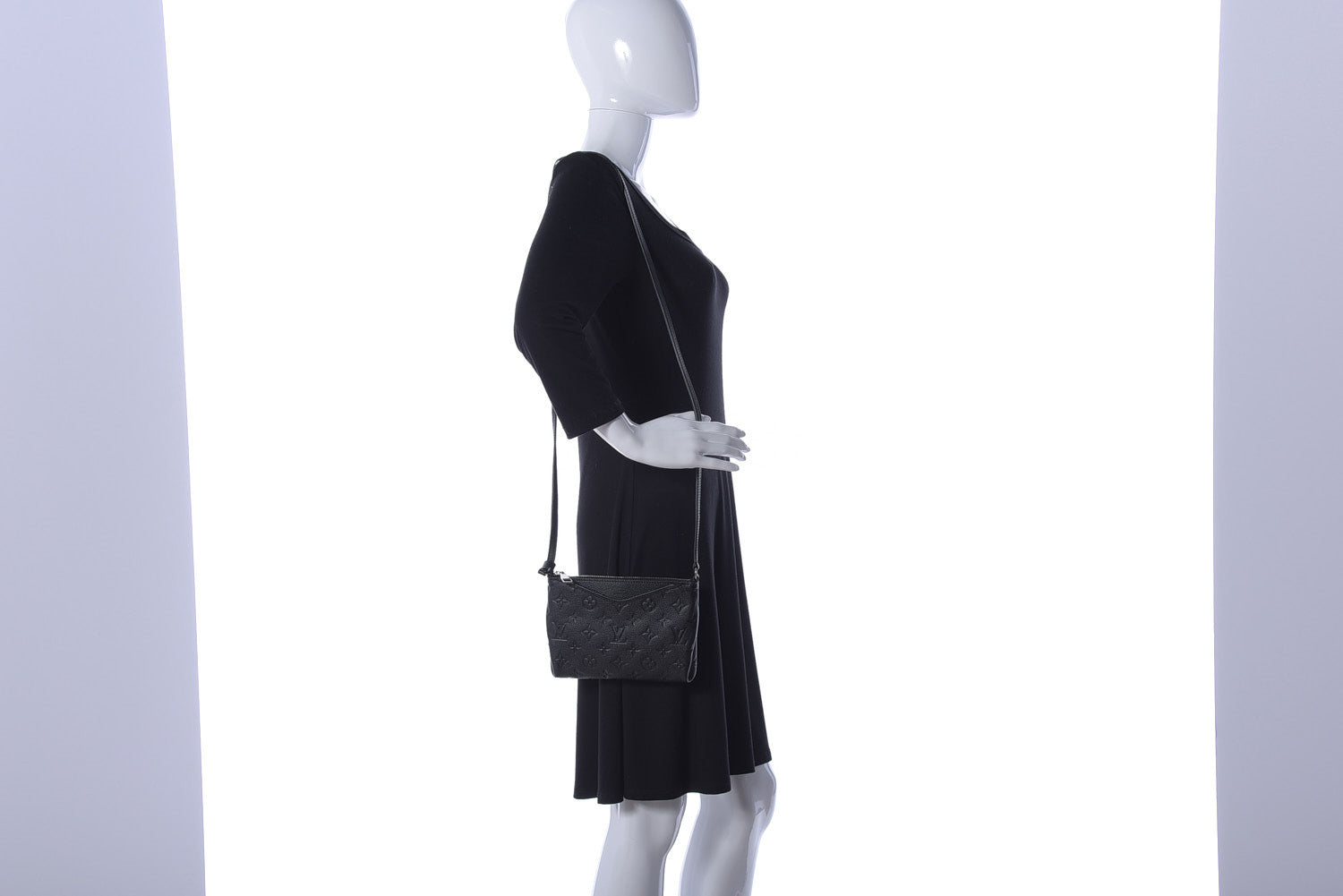 Louis Vuitton Empreinte Pallas Crossbody Black 2 of 8