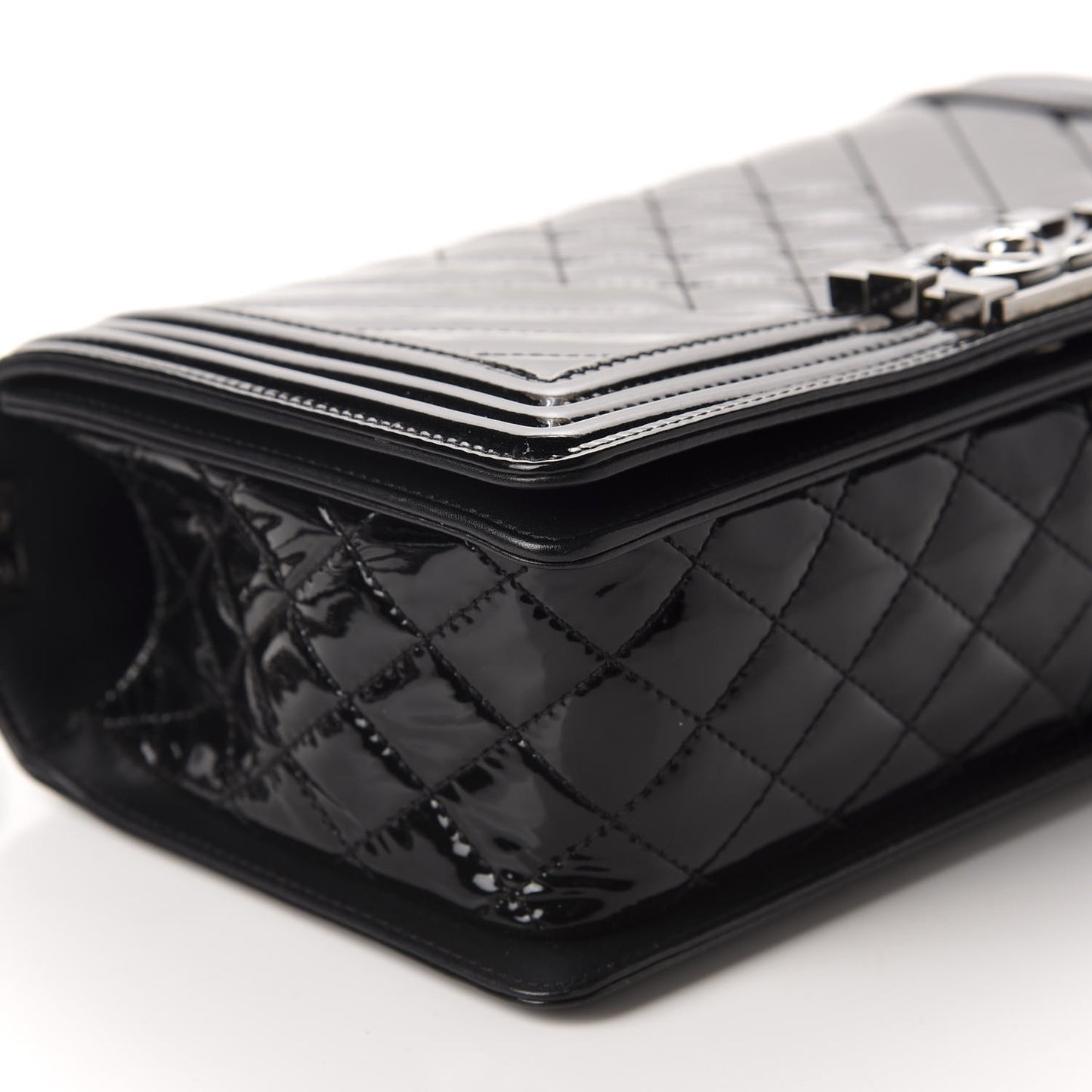 Patent Chevron Quilted Medium Boy Flap Black