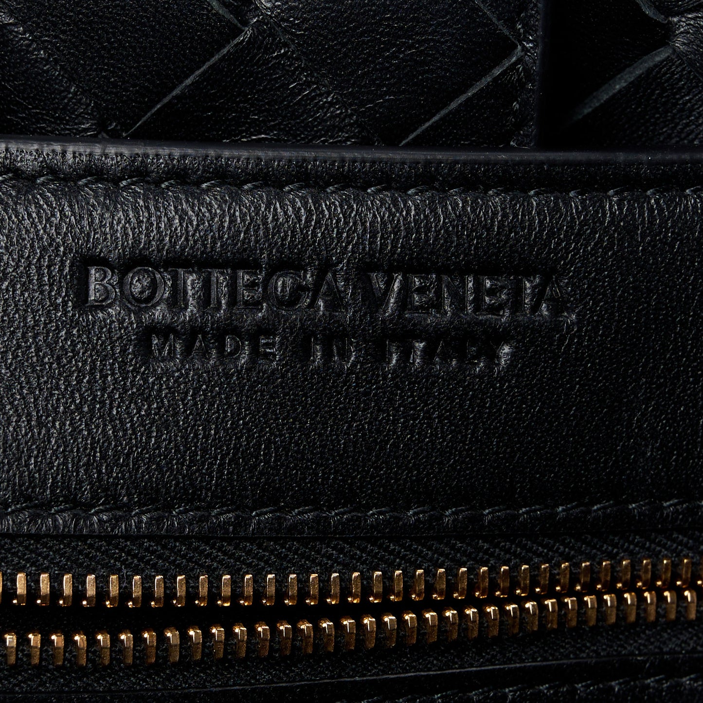 Nappa Intrecciato Medium Andiamo Shoulder Bag Black