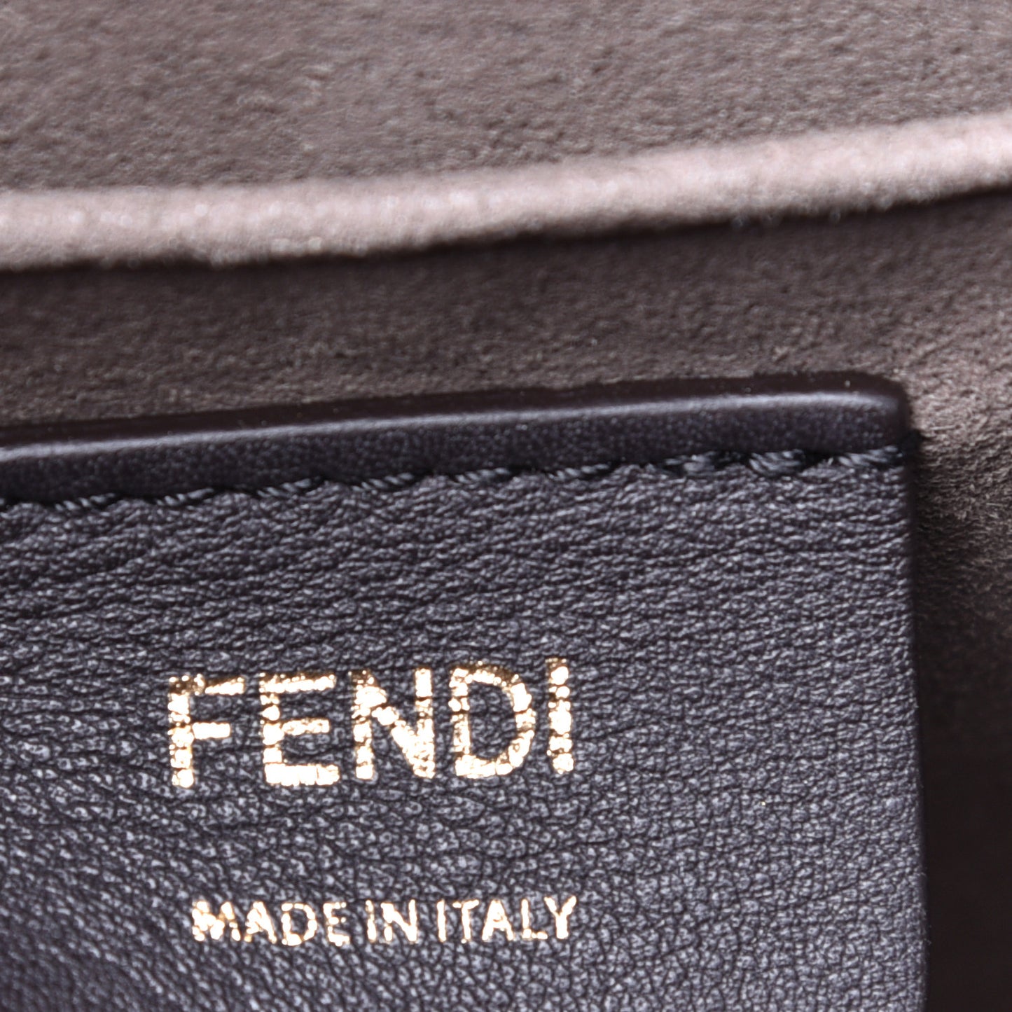 Vitello Century Opaco F is Fendi Kan I Shoulder Bag Peonia