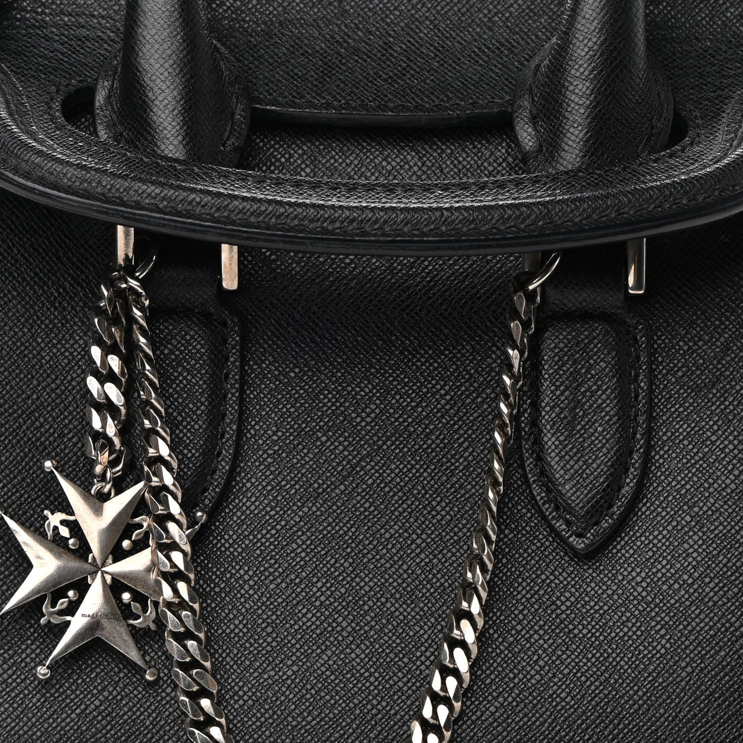 Grained Calfskin Small Heroine Black