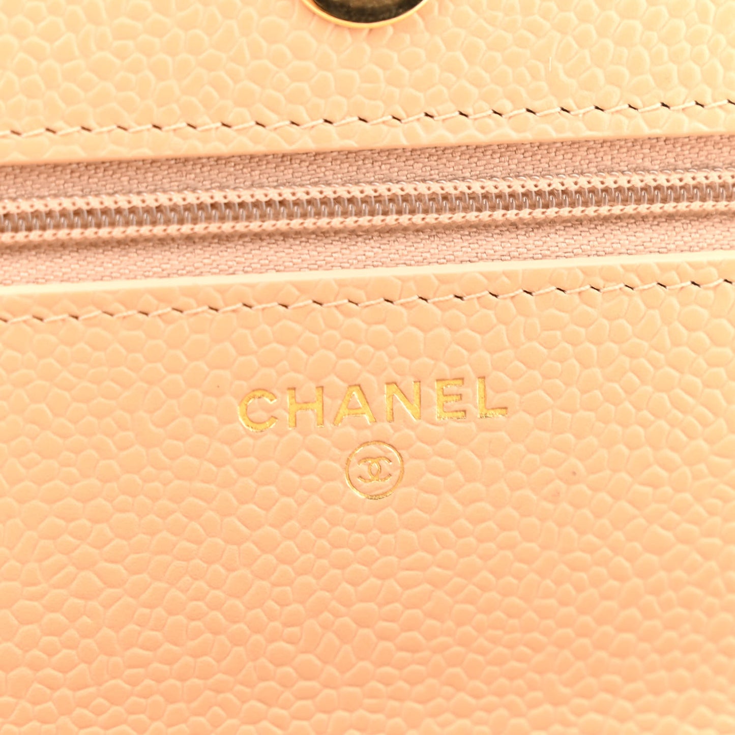 Caviar Quilted Wallet on Chain WOC Beige
