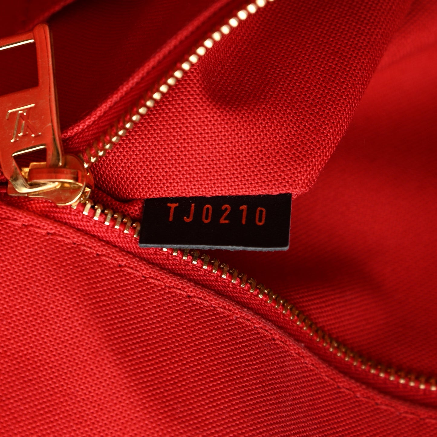 Reverse Monogram Giant Onthego GM