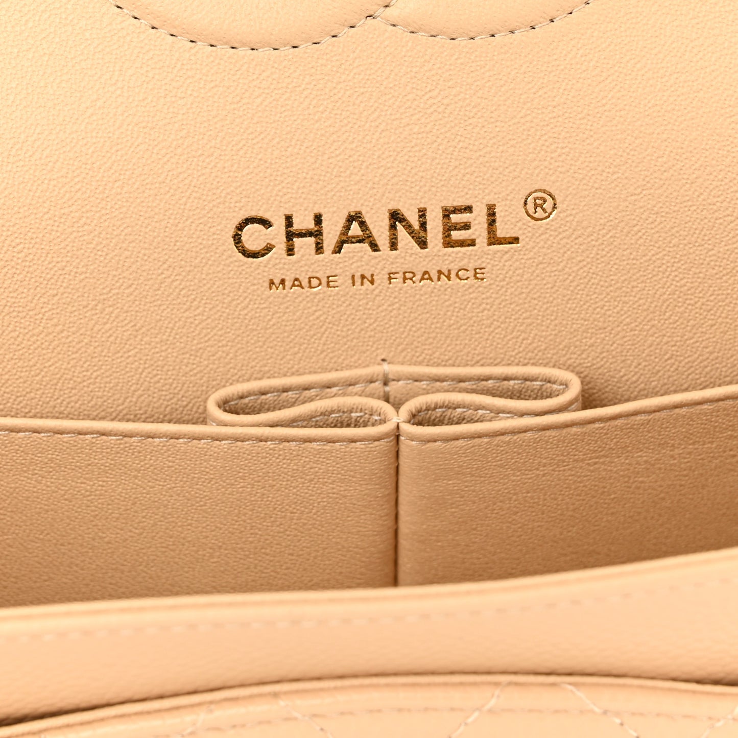 Caviar Quilted Medium Double Flap Beige Clair
