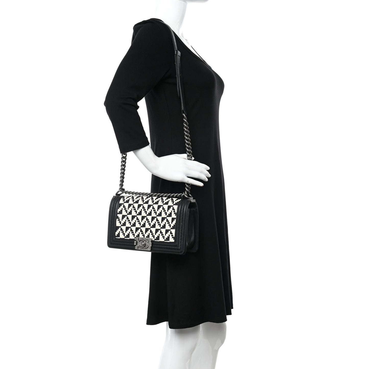 Calfskin Woven Medium Boy Flap Black White