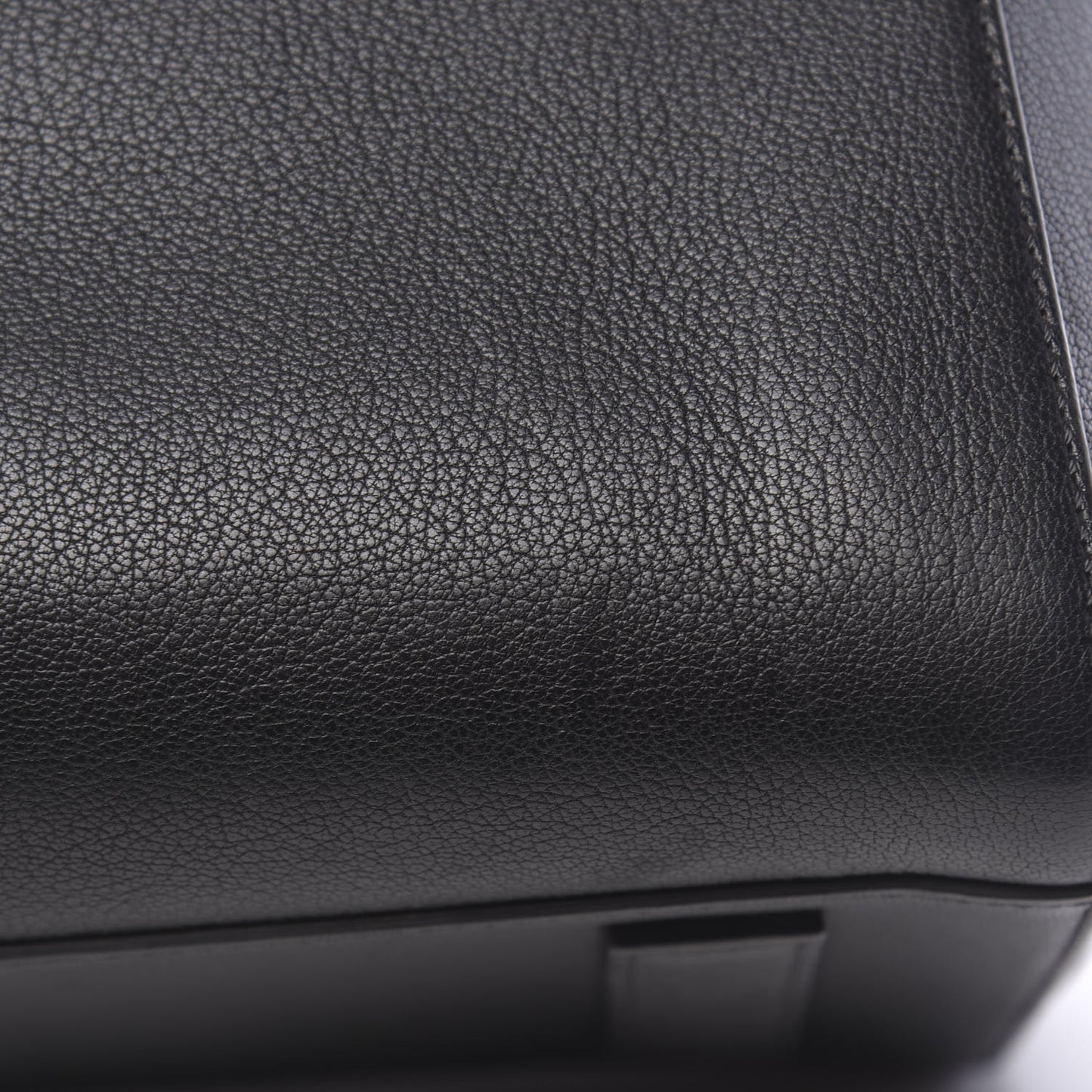 Sugar Goatskin Medium Antigona Black