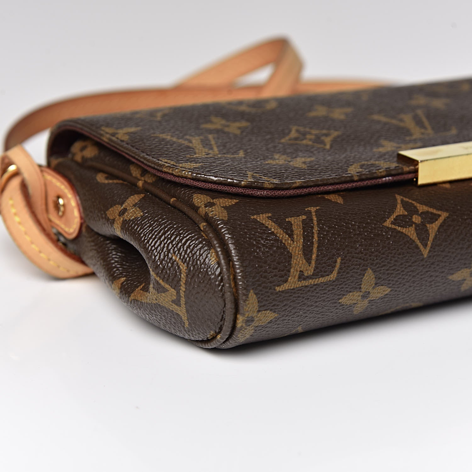 Louis Vuitton Monogram Favorite PM 5 of 10