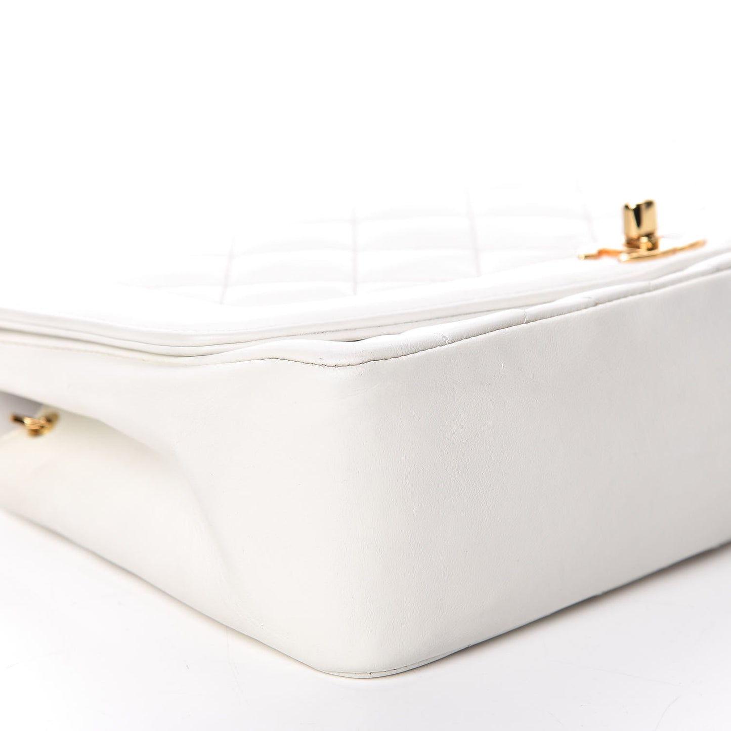 Lambskin Quilted Medium Single Flap White