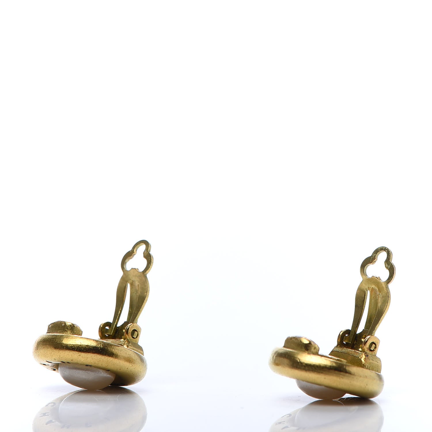 Chanel Pearl CC Logo Clip On Earrings Gold 3 of 5