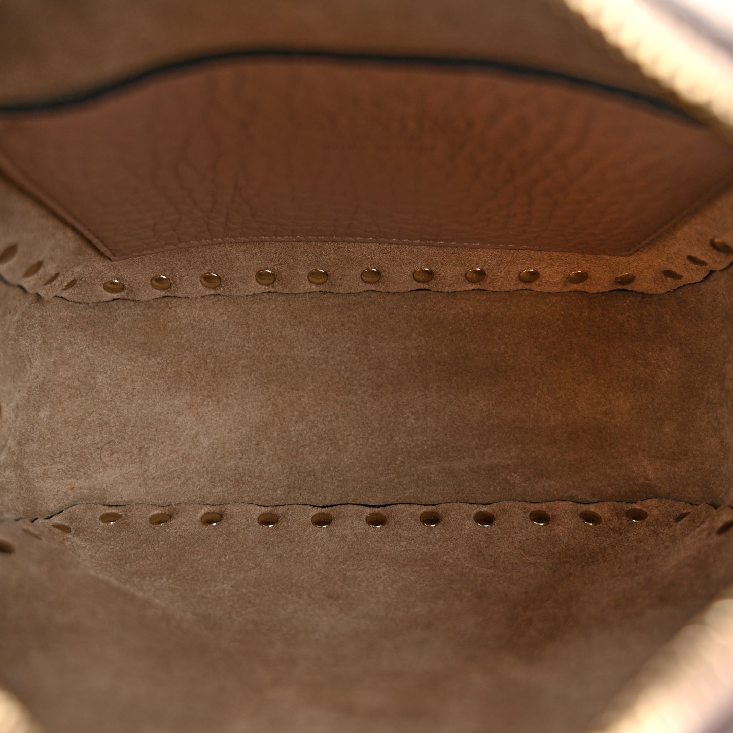 Pebbled Calfskin Rockstud Camera Crossbody Bag Poudre