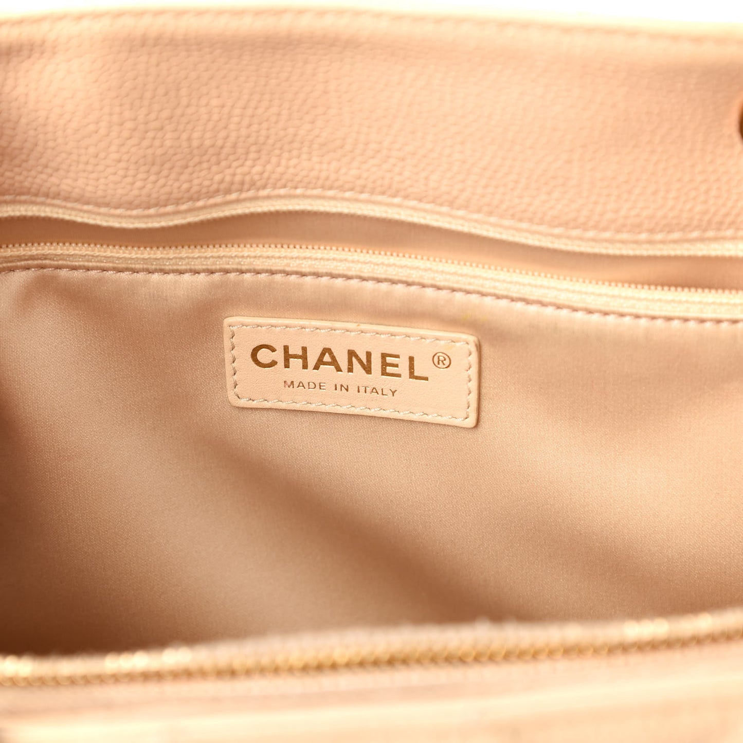 Caviar Quilted Grand Shopping Tote GST Beige Clair