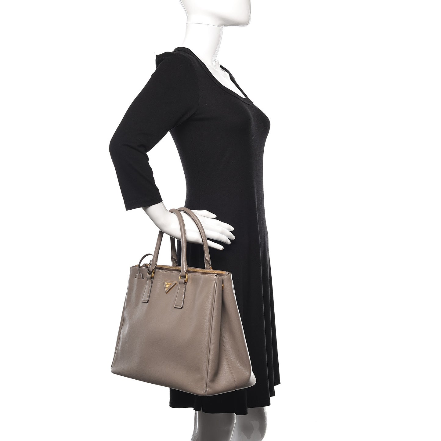 Saffiano Large Galleria Double Zip Tote Argilla