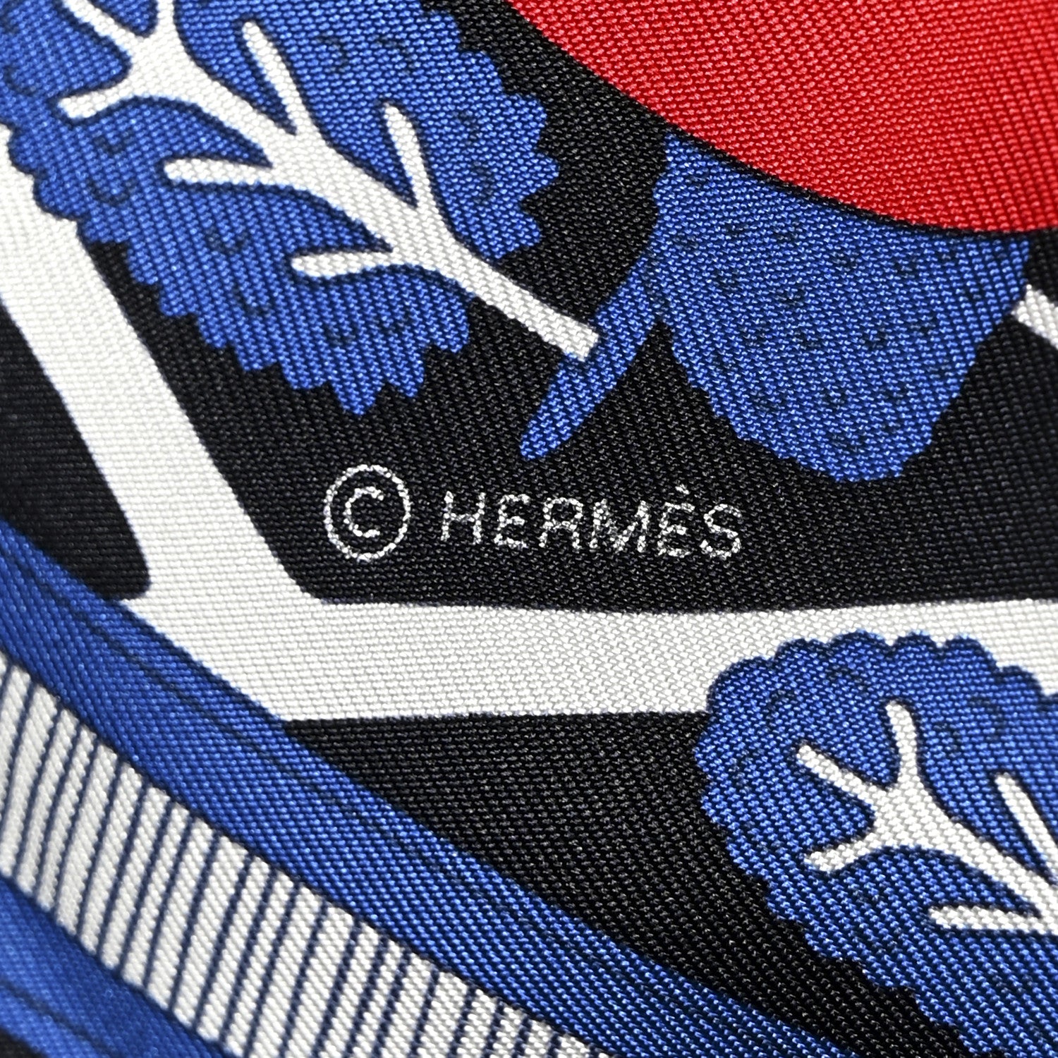 Hermes Silk Les Nouveaux Amoureux de Paris Scarf 90 Bleu Black Rouge White 4 of 6