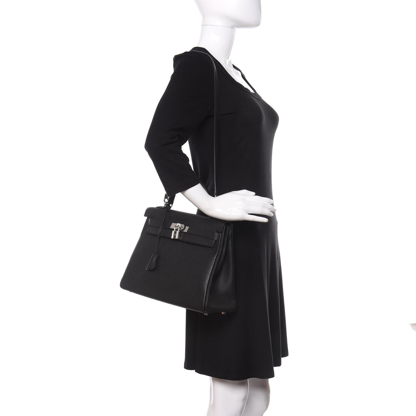 Togo Kelly Retourne 32 Black
