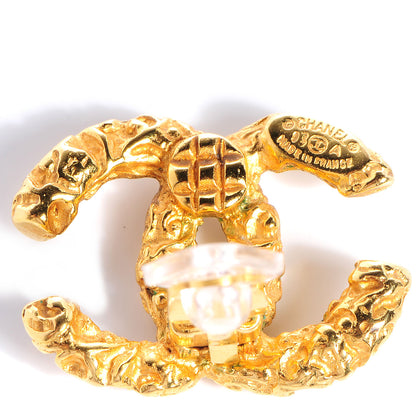 Chanel Textured CC Clip On Earrings Gold 3 of 4