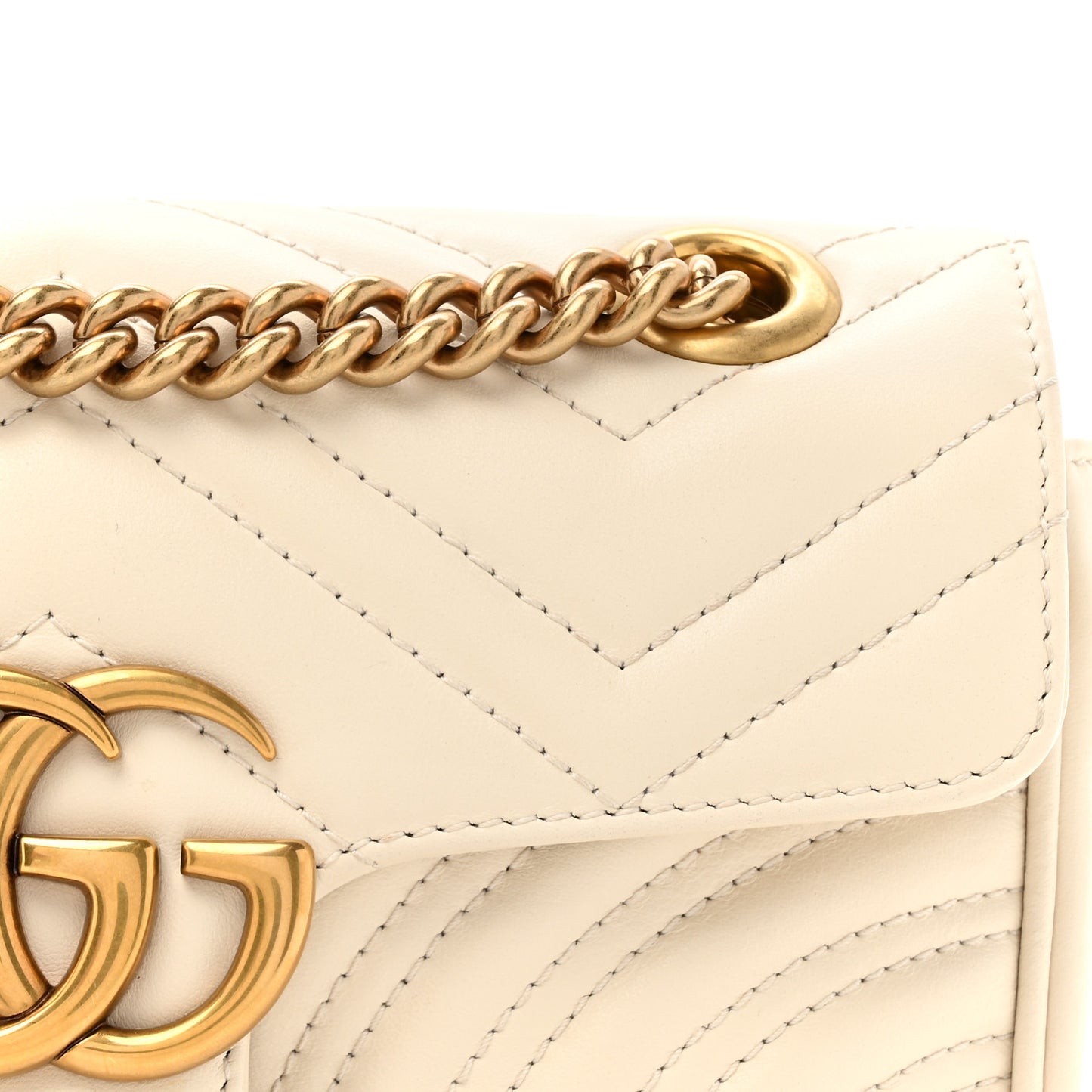 Calfskin Matelasse Mini GG Marmont Shoulder Bag White