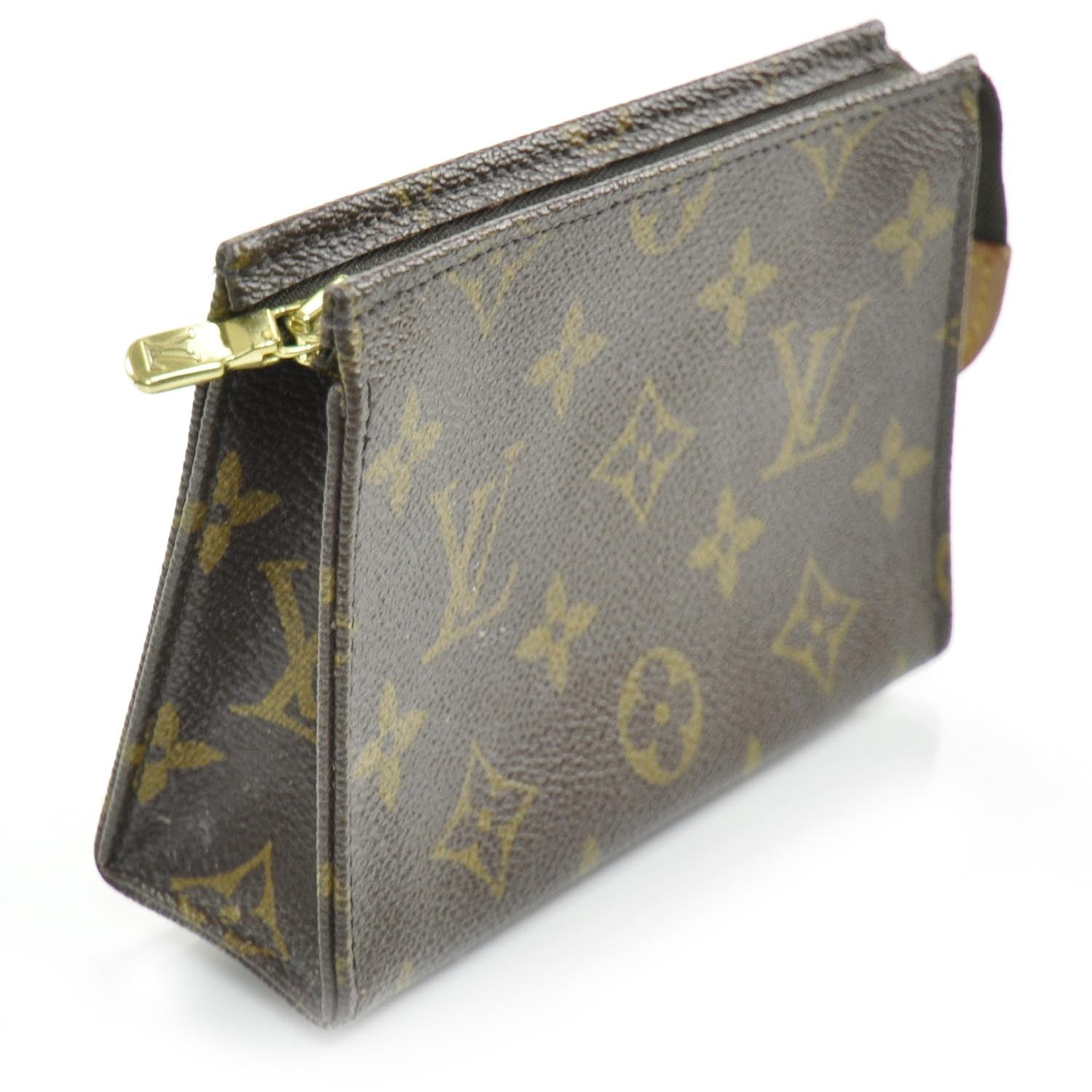 Louis Vuitton Monogram Toiletry Pouch 15 3 of 7
