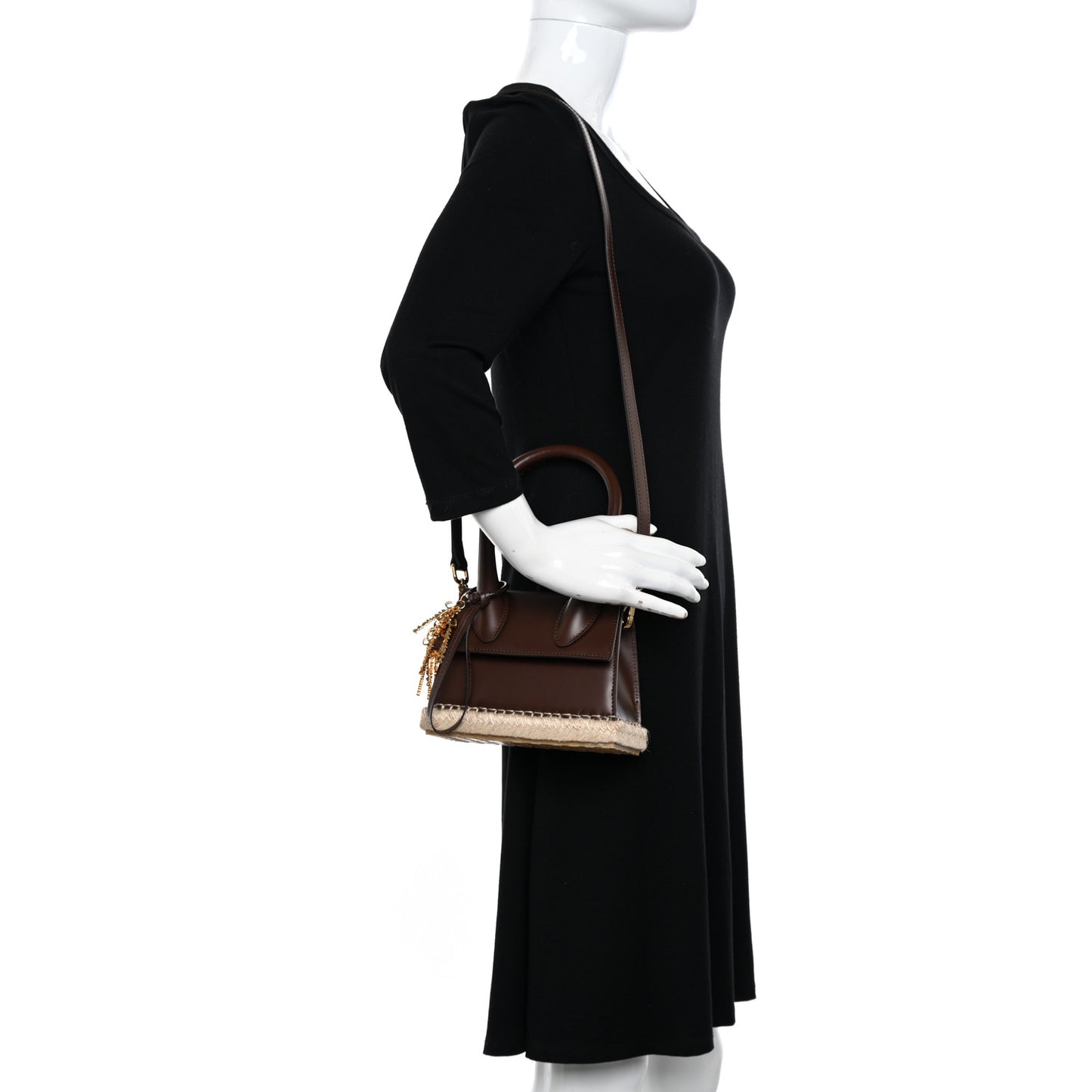 Smooth Calfskin Raffia Le Chiquito Moyen Corado Brown
