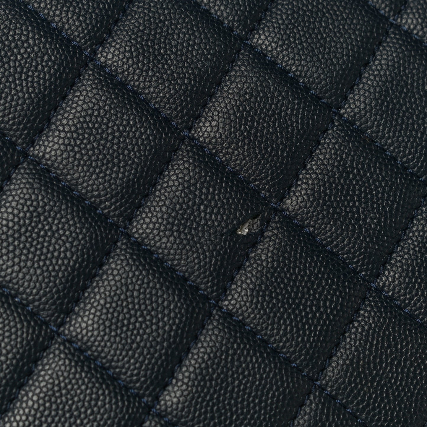 Caviar Quilted Business Affinity Waist Belt Bag Navy