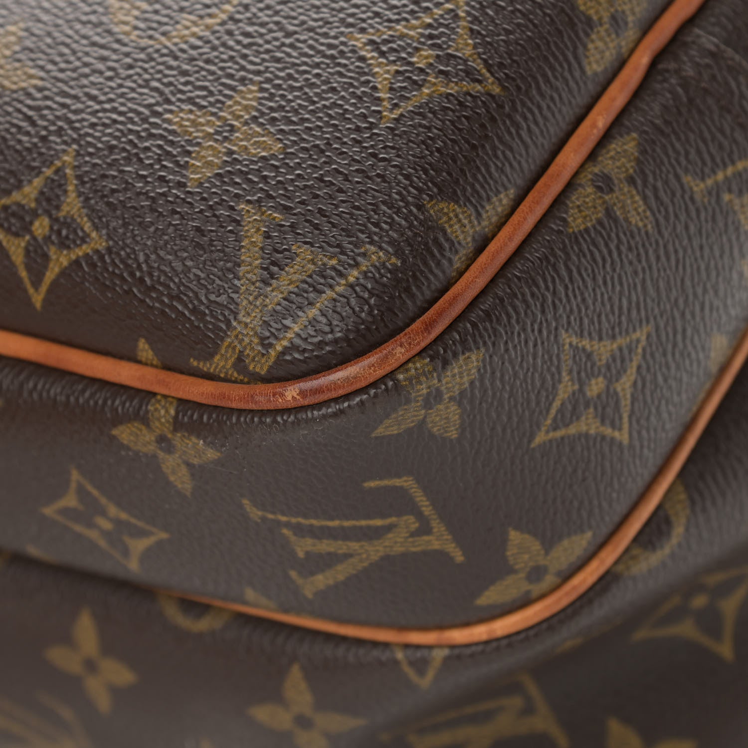 Louis Vuitton Monogram Reporter PM 11 of 18