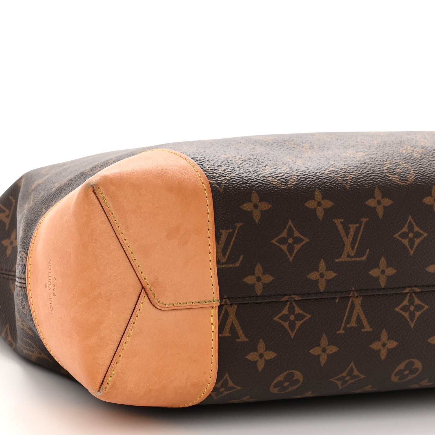 Louis Vuitton Monogram Berri MM 8 of 9