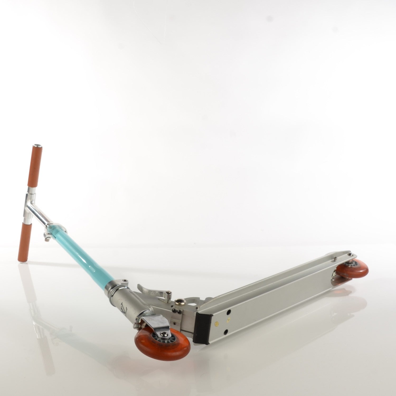 Louis Vuitton Rockefeller Centre Micro Scooter LTD ED 8 of 16