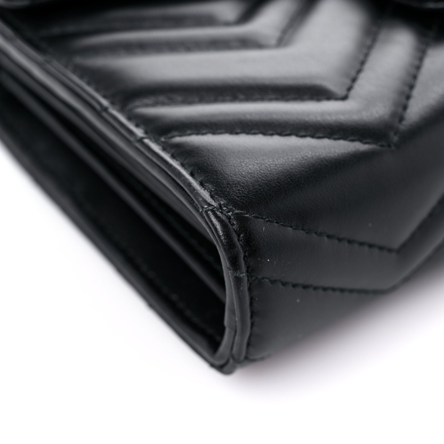 Calfskin Matelasse GG Marmont Chain Wallet Black