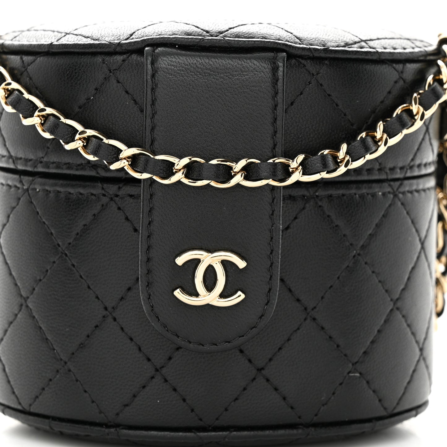 Lambskin Quilted Mini Round Vanity Case With Chain Black