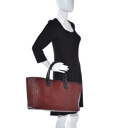 Bottega Veneta Spazzolato Intrecciato Medium Cabat Fever 2 of 7
