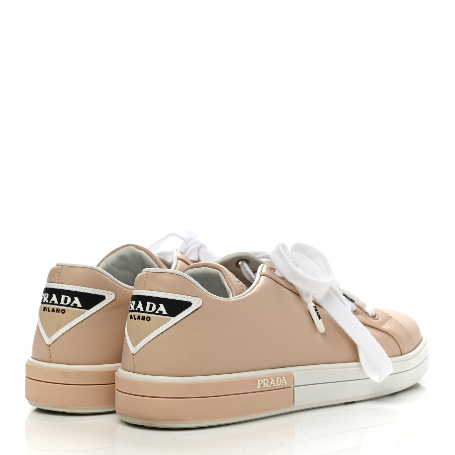Vitello Soft Logo Low Top Sneakers 40 Beige