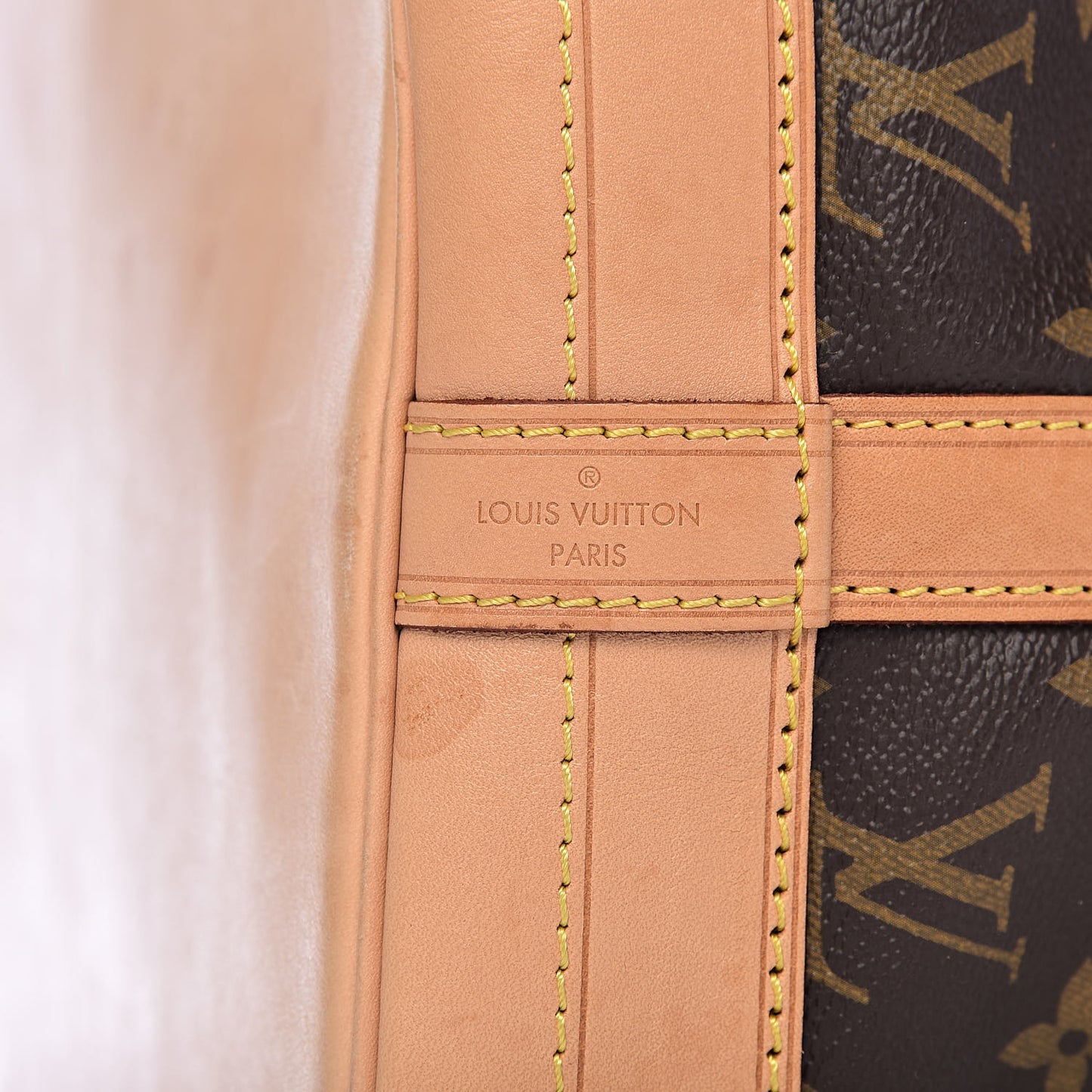 Monogram Noe