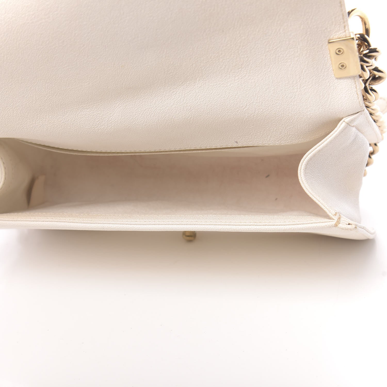 Chanel Caviar Quilted Medium Boy Flap Ivory 5 of 17