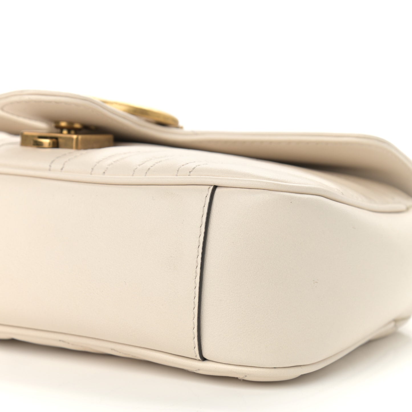 Calfskin Matelasse Mini GG Marmont Shoulder Bag White