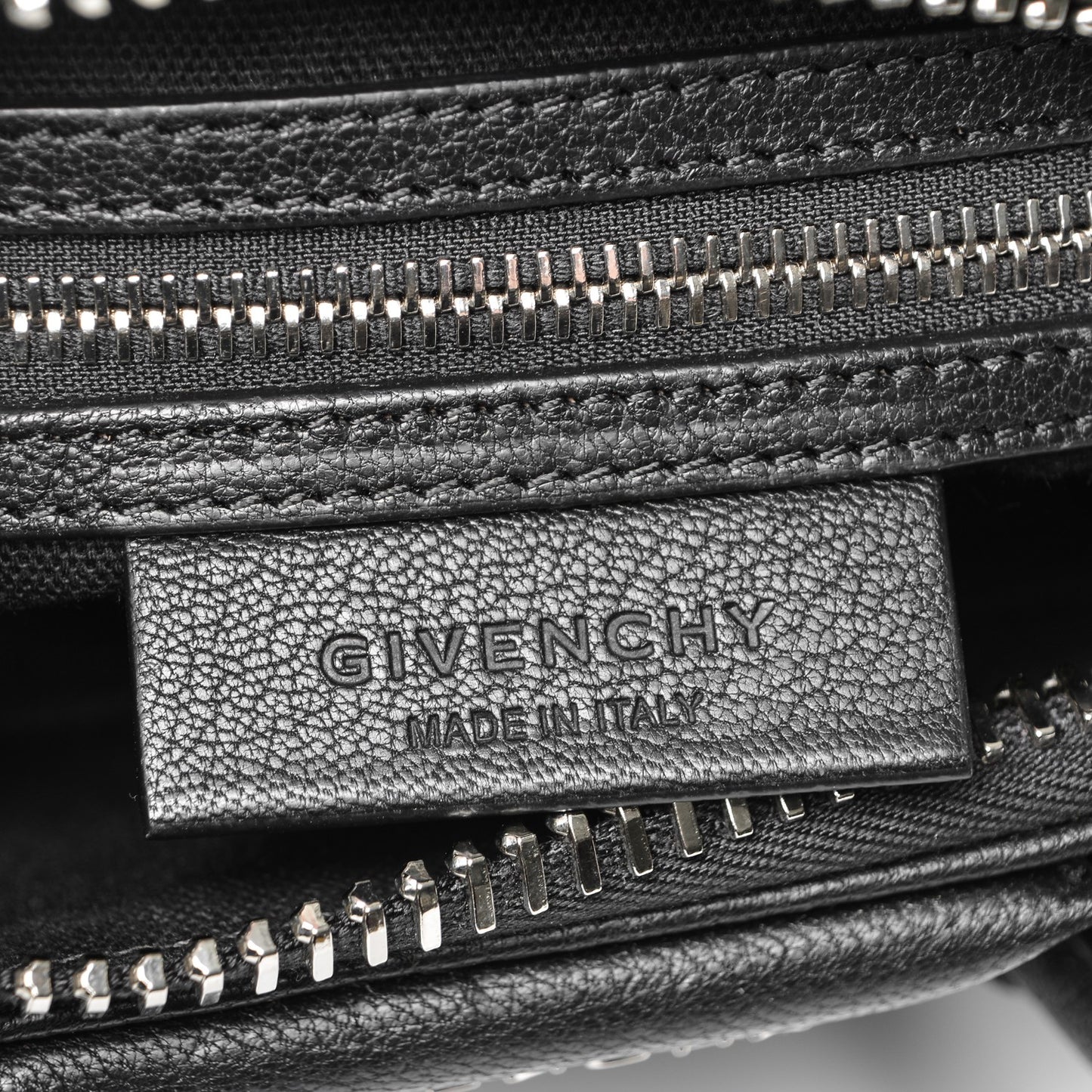 Sugar Goatskin Mini Antigona Black