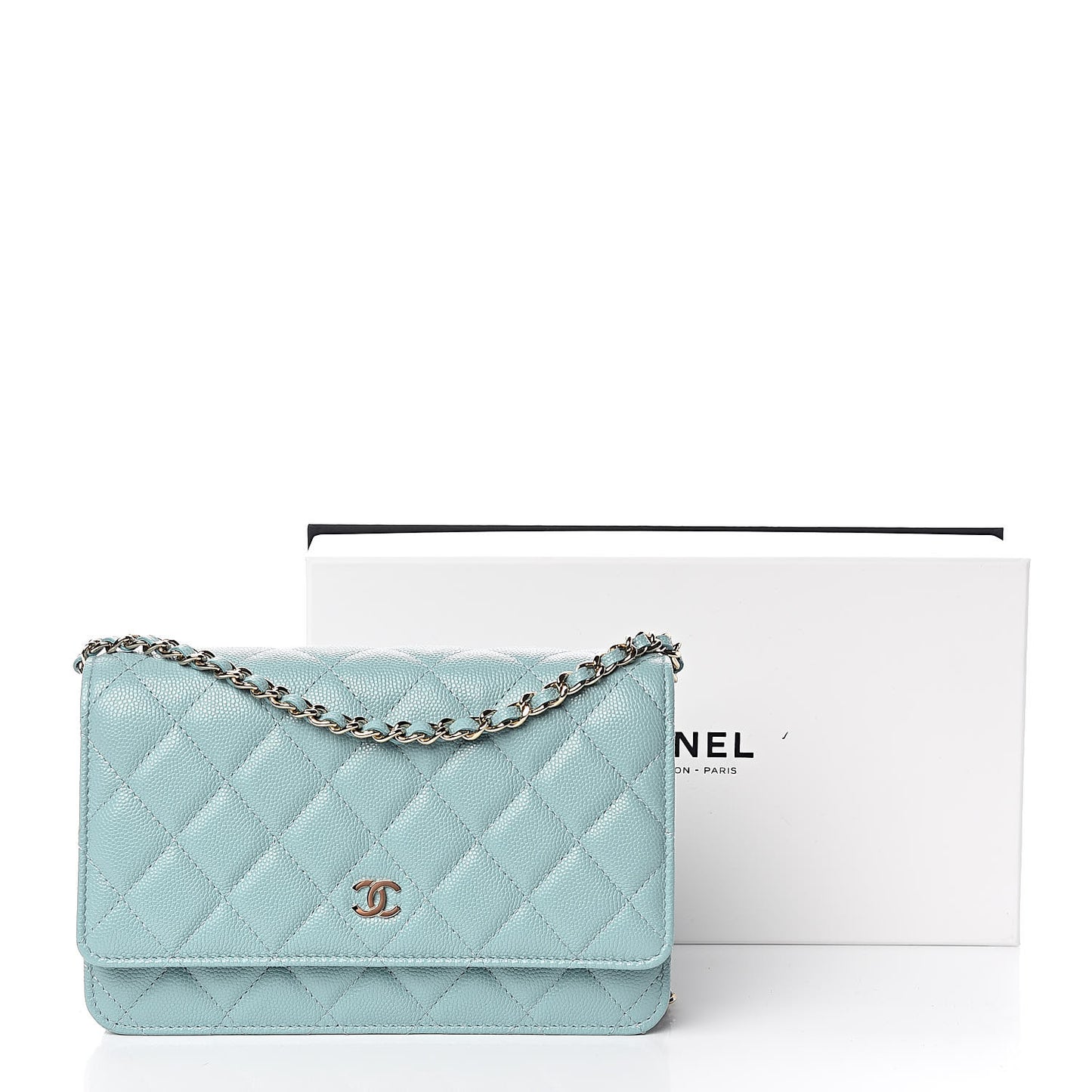 Caviar Quilted Wallet On Chain WOC Light Blue