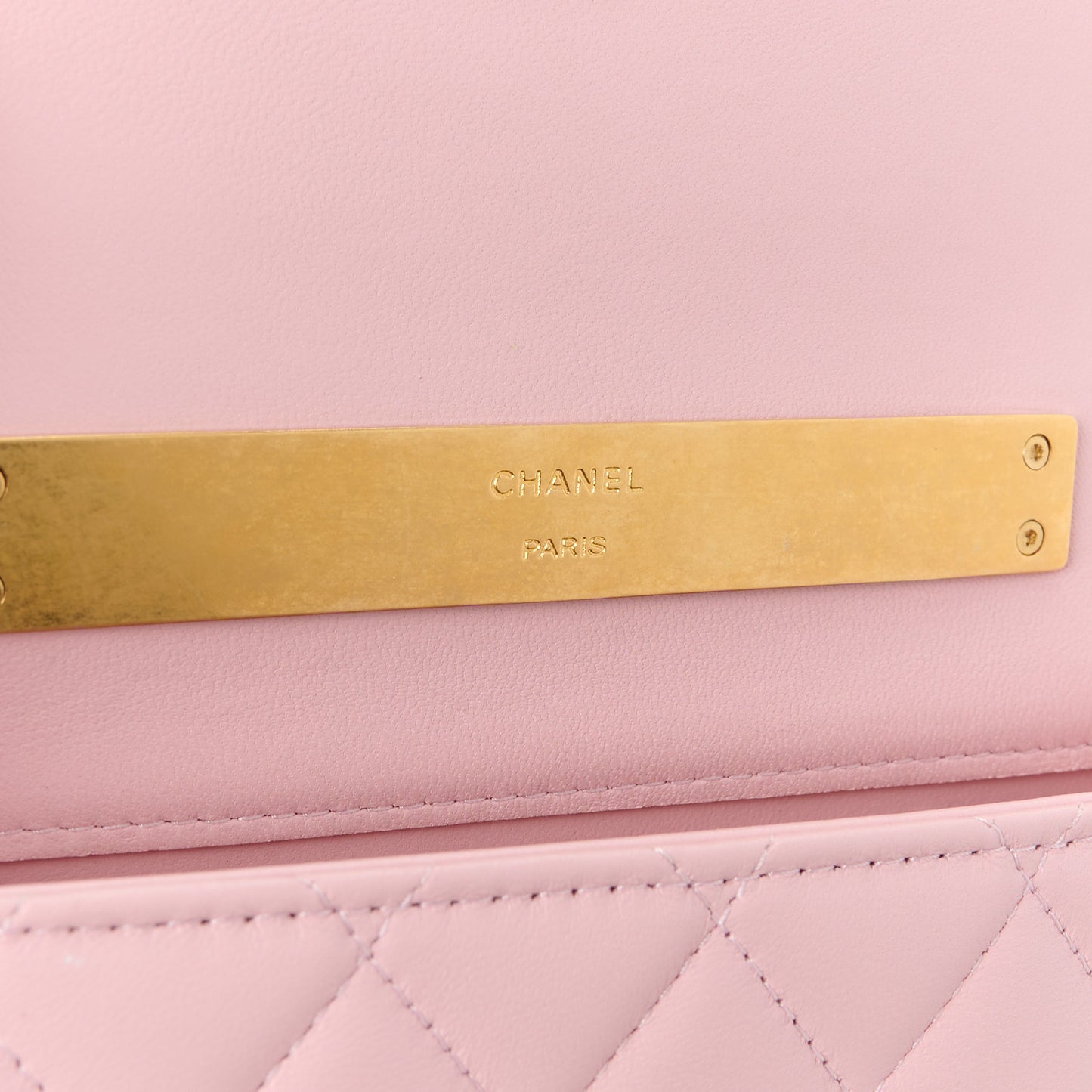 Lambskin Enamel Quilted Top Handle Flap Phone Holder With Chain Pink