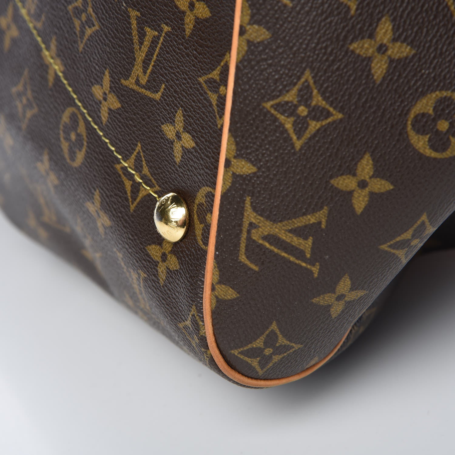 Louis Vuitton Monogram Tivoli GM 15 of 20