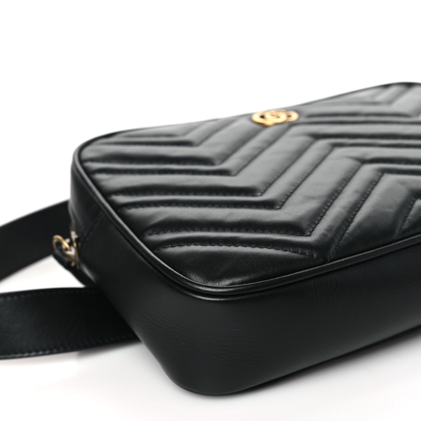 Calfskin Matelasse Mens GG Marmont Belt Bag 80 32 Black