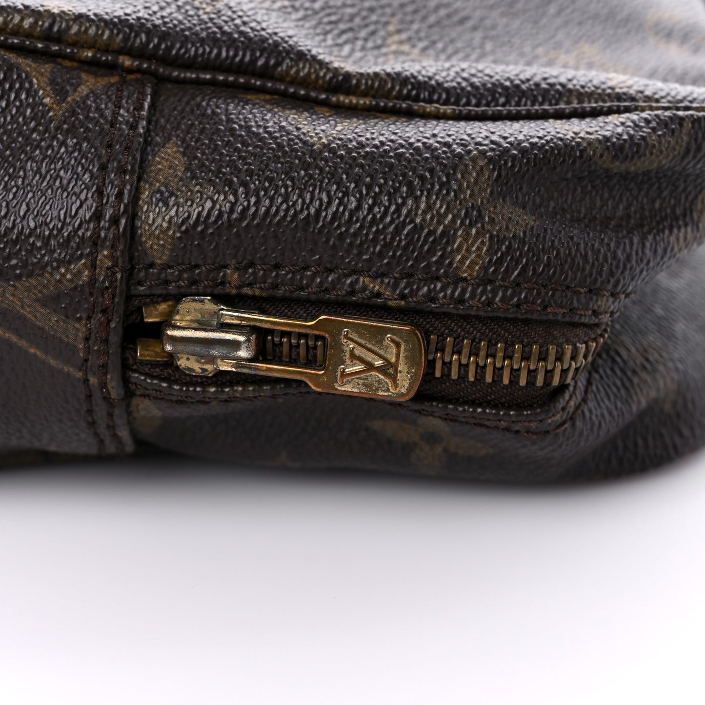 Monogram Trousse Toilette 28
