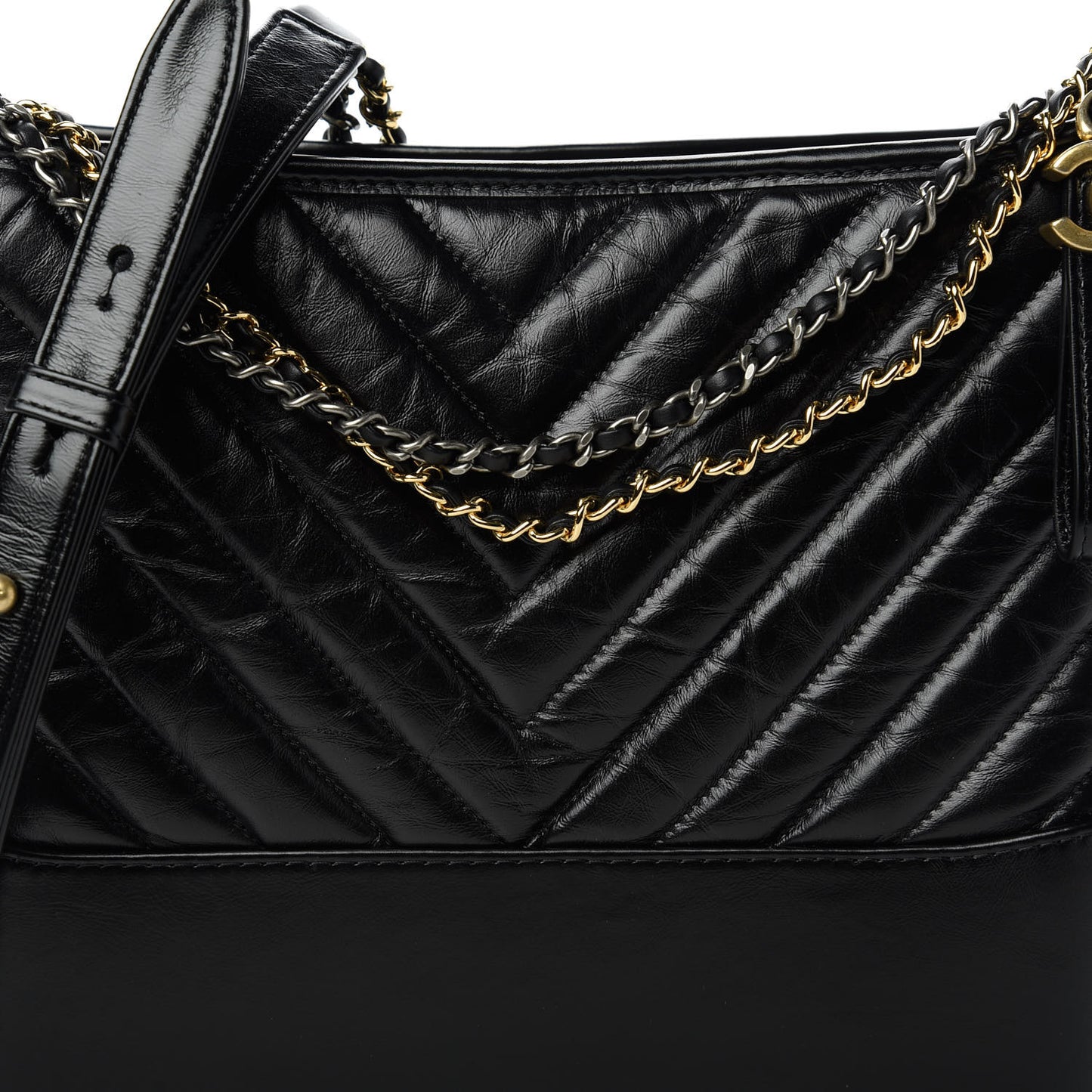 Aged Calfskin Chevron Quilted Medium Gabrielle Hobo Black