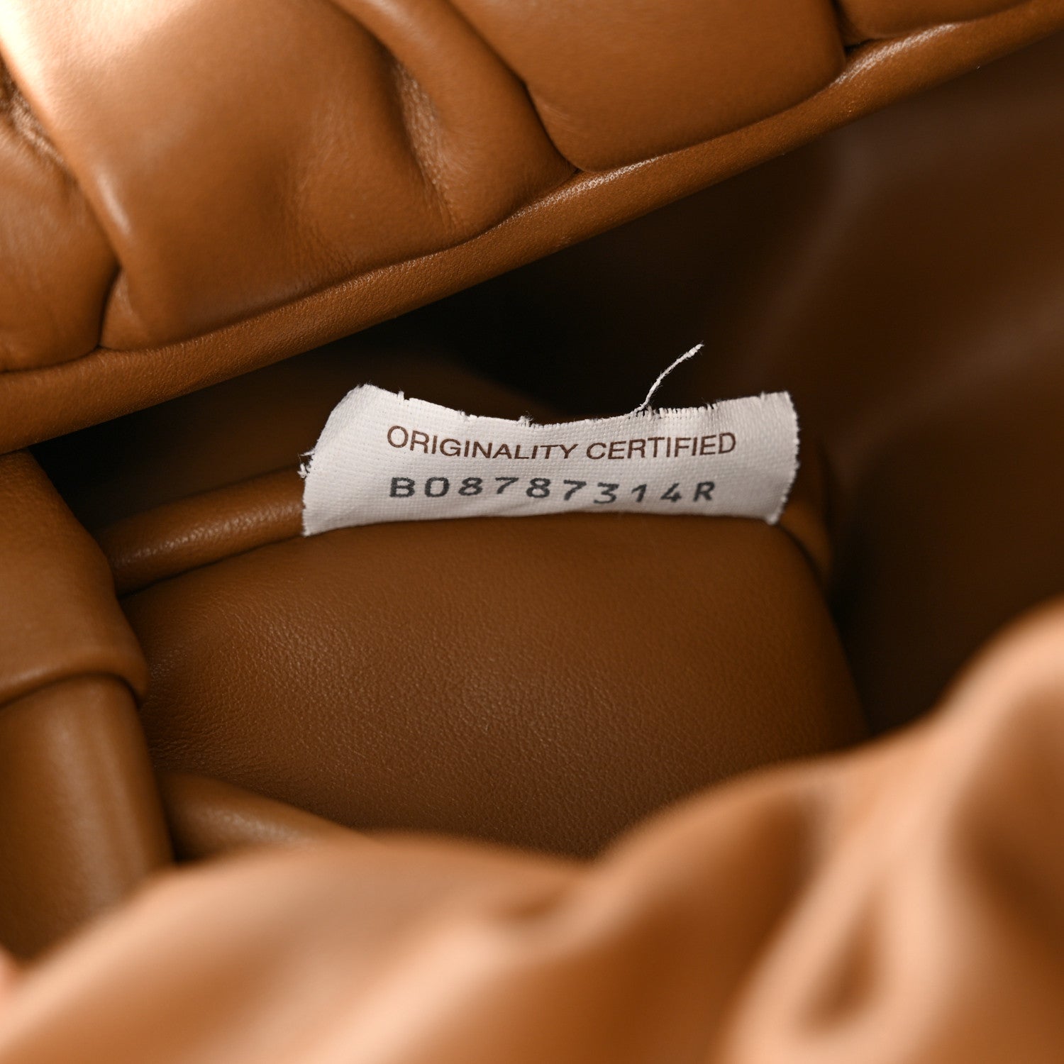 Bottega Veneta Smooth Butter Calfskin Medium The Shoulder Pouch Cammello 7 of 10