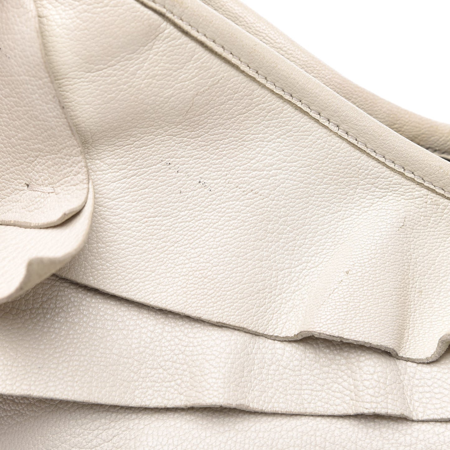 Chevre Ruffle Saint Tropez White
