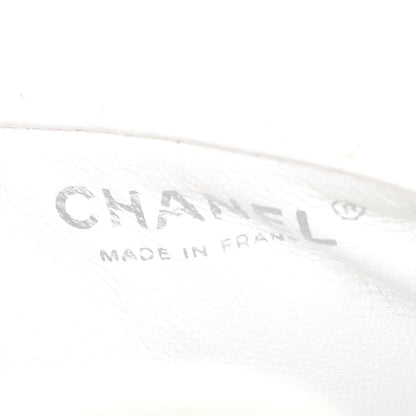 Chanel Distressed Patent Calfskin Quilted East West Flap White 8 of 16