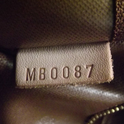 Louis Vuitton Monogram Toiletry Bag 25 8 of 8
