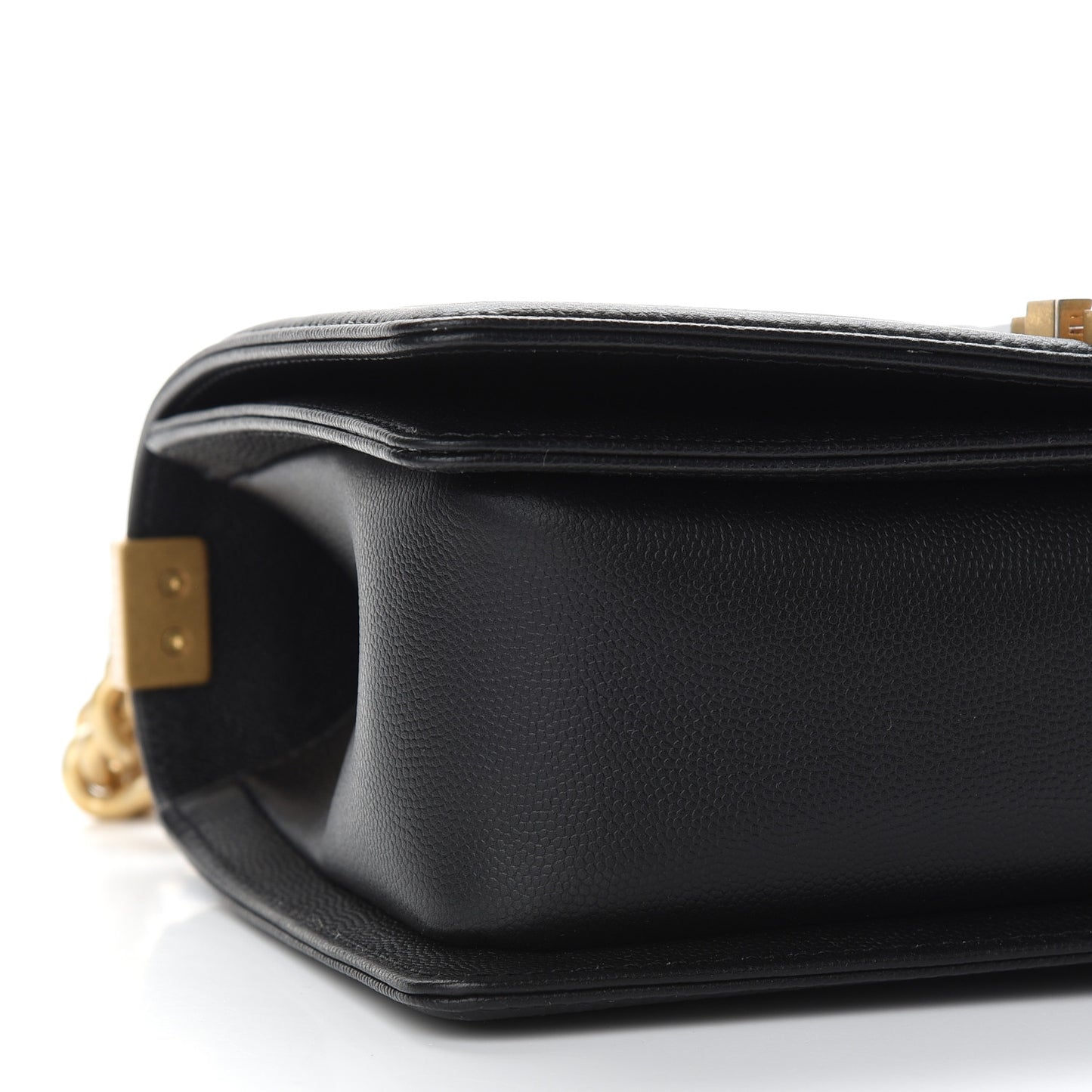 Caviar Quilted Medium Boy Flap Black