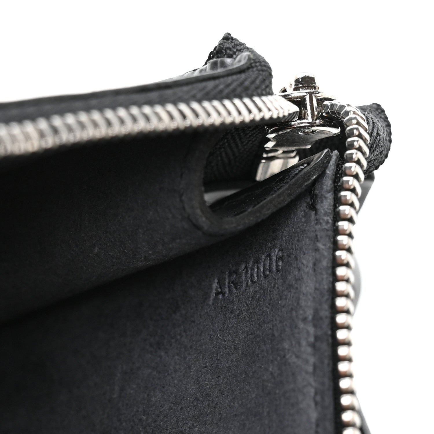 Louis Vuitton Epi Pochette Accessories 24 Black 7 of 10