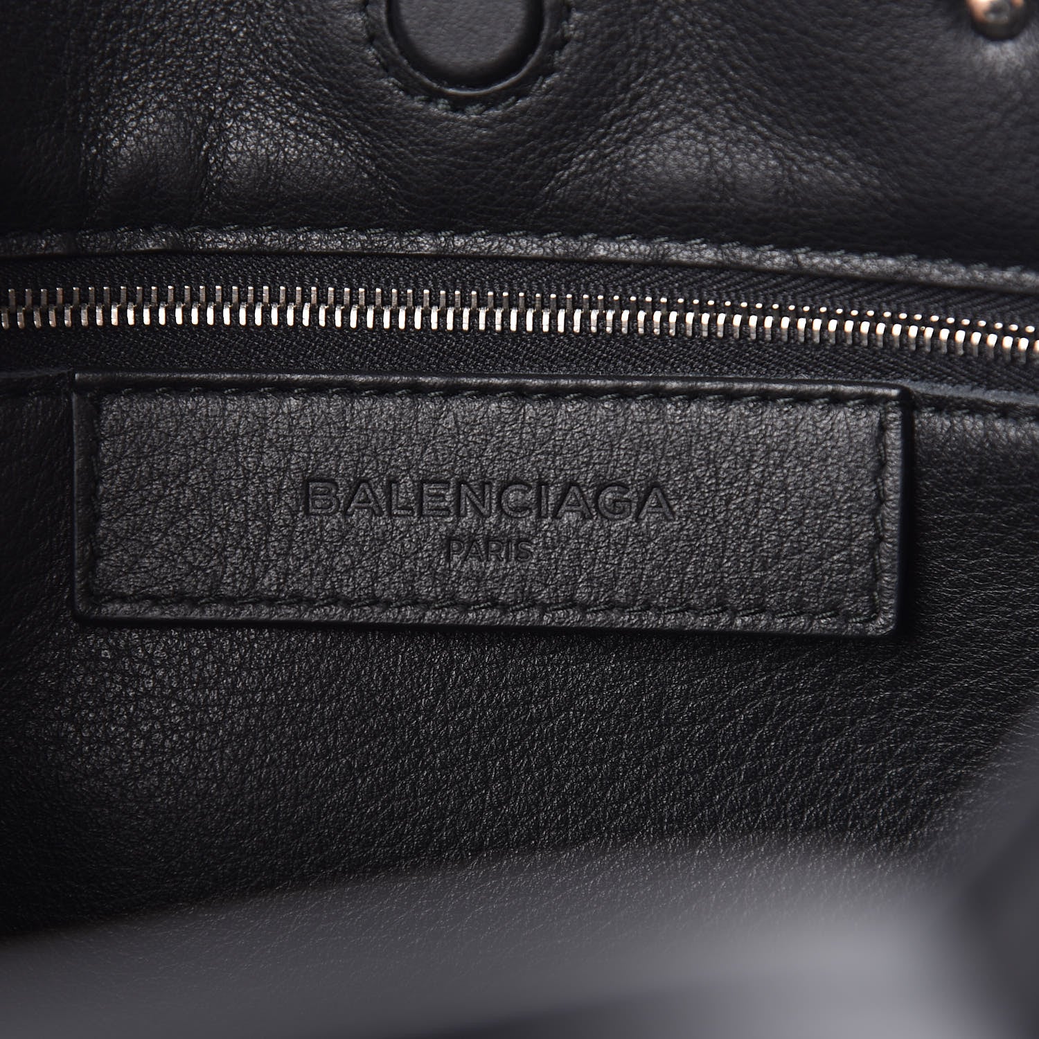 Balenciaga Veau Papier A6 Zip Around Tote Black 6 of 9