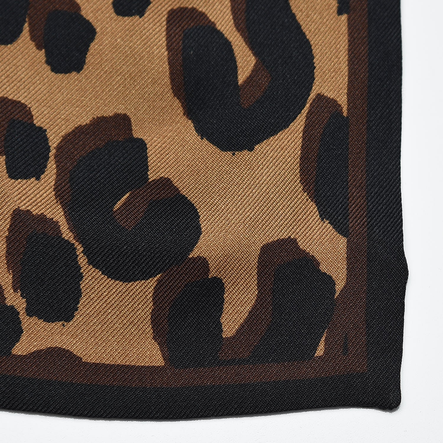 Louis Vuitton Silk Leopard Bandeau Scarf Marron 6 of 7