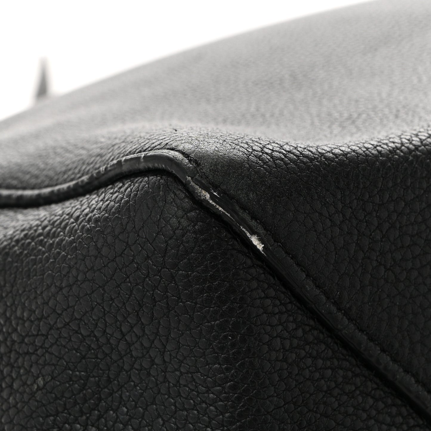 Soft Grained Calfskin Medium Belt Cabas Phantom Black